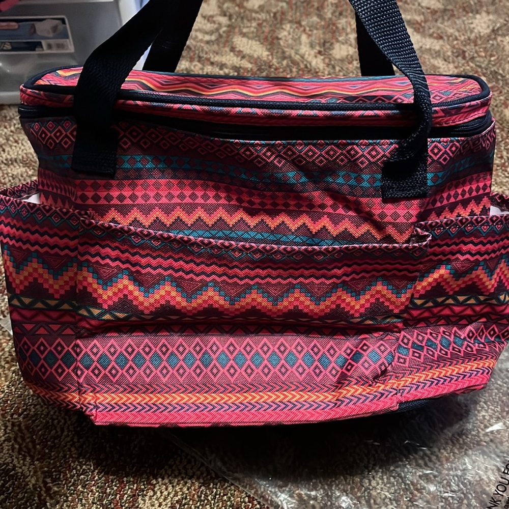 NWT ThirtyOne Get Creative Round Caddy